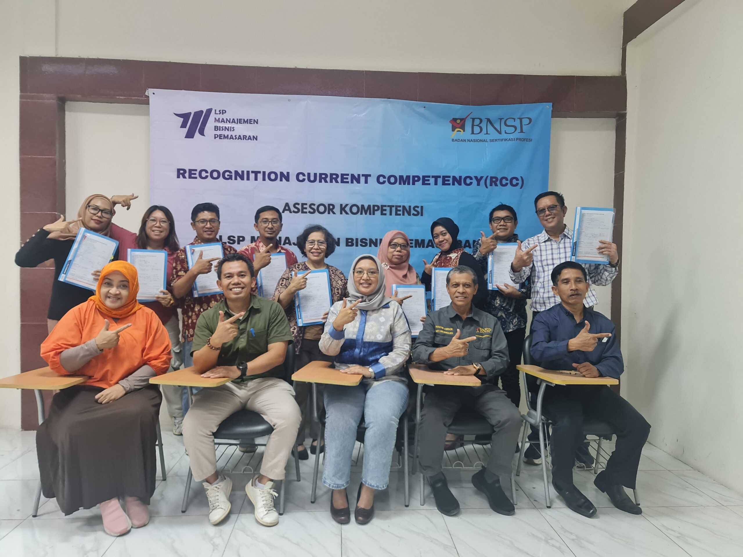 Asesor LSP Manajemen Bisnis Pemasaran Mengikuti pelatihan RCC Penerapan Materi Uji Kompetensi (MUK) Versi 2023